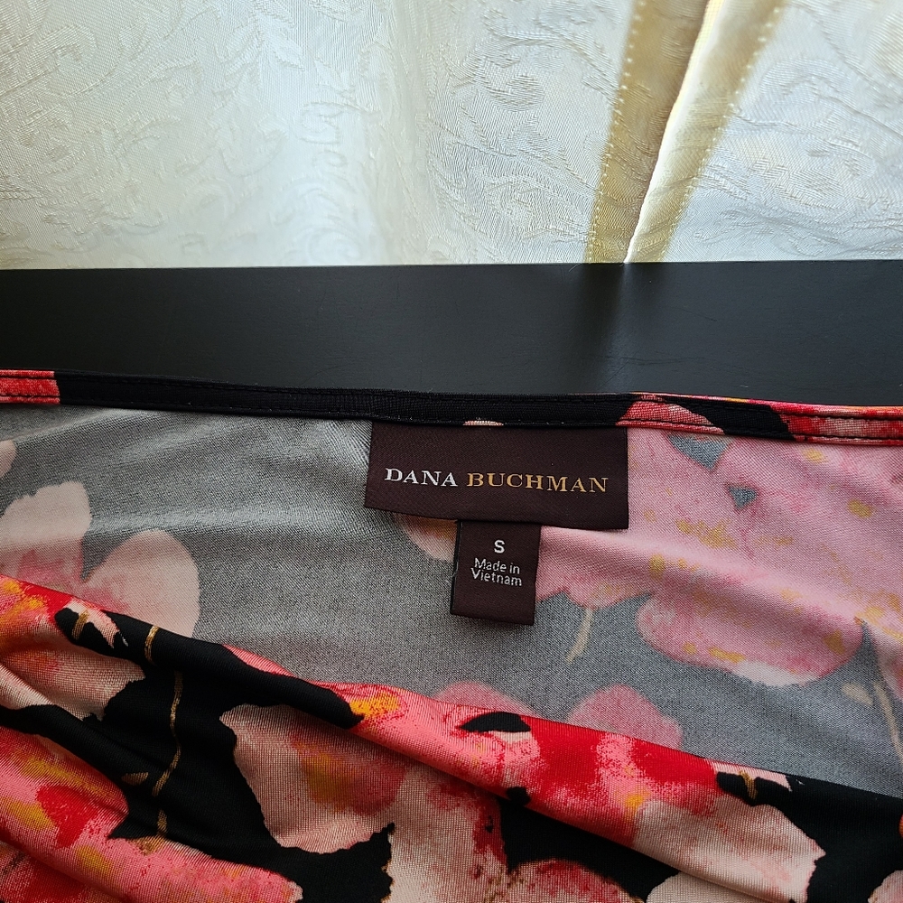 DANA BUCKHAM...BEAUTIFUL DRESS - Picture 4 of 5